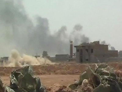 Самолет ливийских мятежников обстрелял нефтяной порт в Бенгази