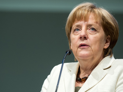 Меркель бойкотирует Парад Победы из-за Крыма