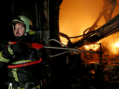 В Москве горит офисное здание