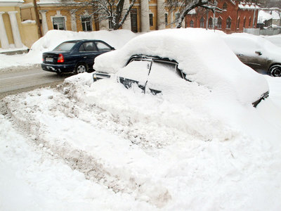 На юге России ликвидируют последствия снегопада
