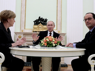Когда запахло жареным, Олланд и Меркель прилетели к Путину