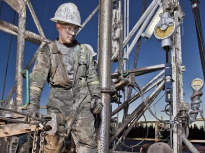 Нефть Brent выросла до максимумов с начала года
