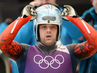 Павличенко стал чемпионом мира по санному спорту