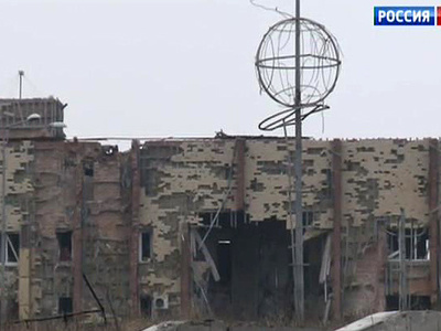 ДНР: силовики начали артобстрел аэропорта Донецка