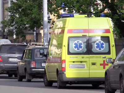 Лихач насмерть сбил двух человек на волгоградской остановке