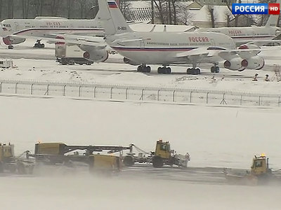 Из-за снегопада в московских аэропортах отменены больше 20 рейсов