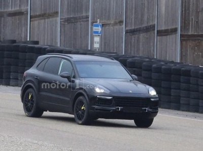 Новый Porsche Cayenne впервые замечен на тестах