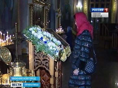 В Нижний Новгород привезли икону и ковчег с частицами мощей Петра и Февронии