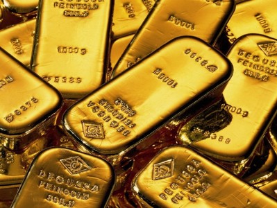 Опционные трейдеры все еще верят в рост золота