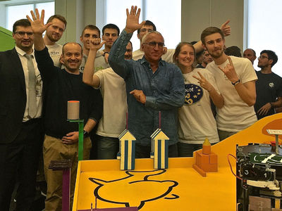 Команда Сколтеха стала победителем российского этапа конкурса Eurobot 2016 и поедет в Париж