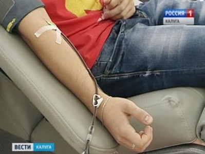Житель Кондрова в тысячный раз сдал кровь