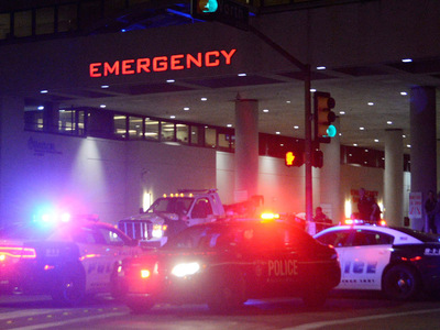 Даллас охвачен тревогой после расстрела полицейских
