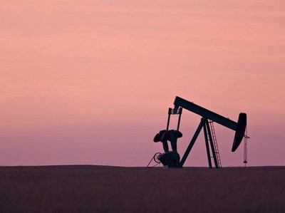Цены на нефть восстанавливаются после обвала