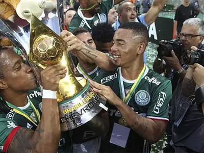 Экс-нападающий «Спартака» Барриос стал чемпионом Бразилии в составе «Палмейраса»