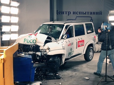 Журналисты разбили на краш-тесте обновленный УАЗ "Патриот"